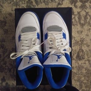 Air Jordan's 4 retro 9.5